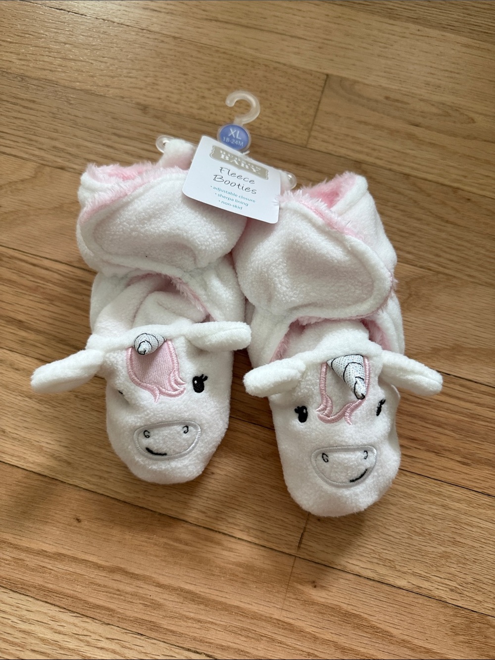NWT Hudson Baby Unicorn Fleece Booties in White & Pink